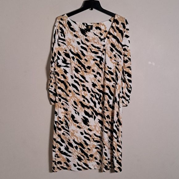 JM COLLECTION Printed Pullover Shift Dress in Eggshell Combo Large - Picture 3 of 9